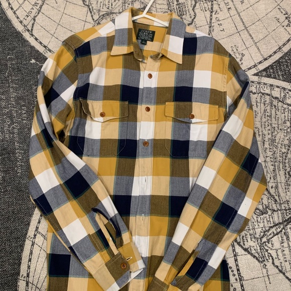 NEW J. Crew Flannel Button Down Collared Shirt Size Small NWT - Picture 2 of 7